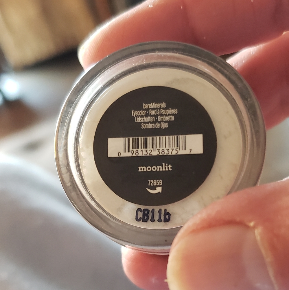 Bare Minerals shadow
